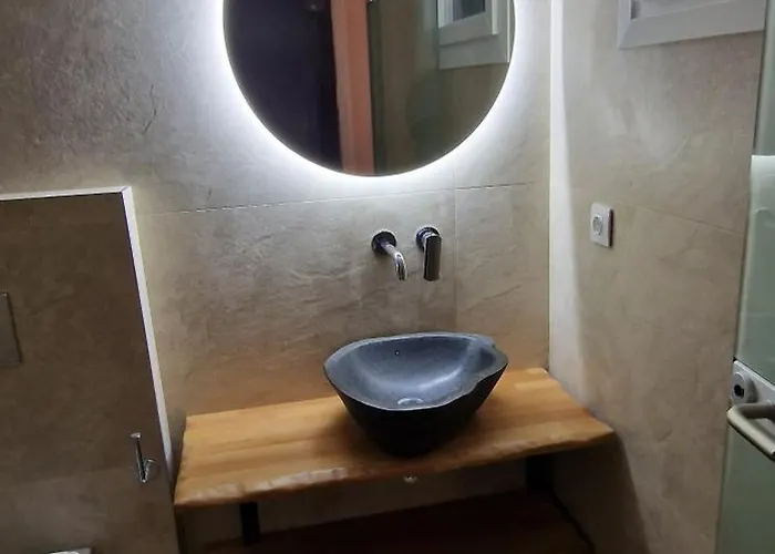 Ivanka's Szkála Rahoníu